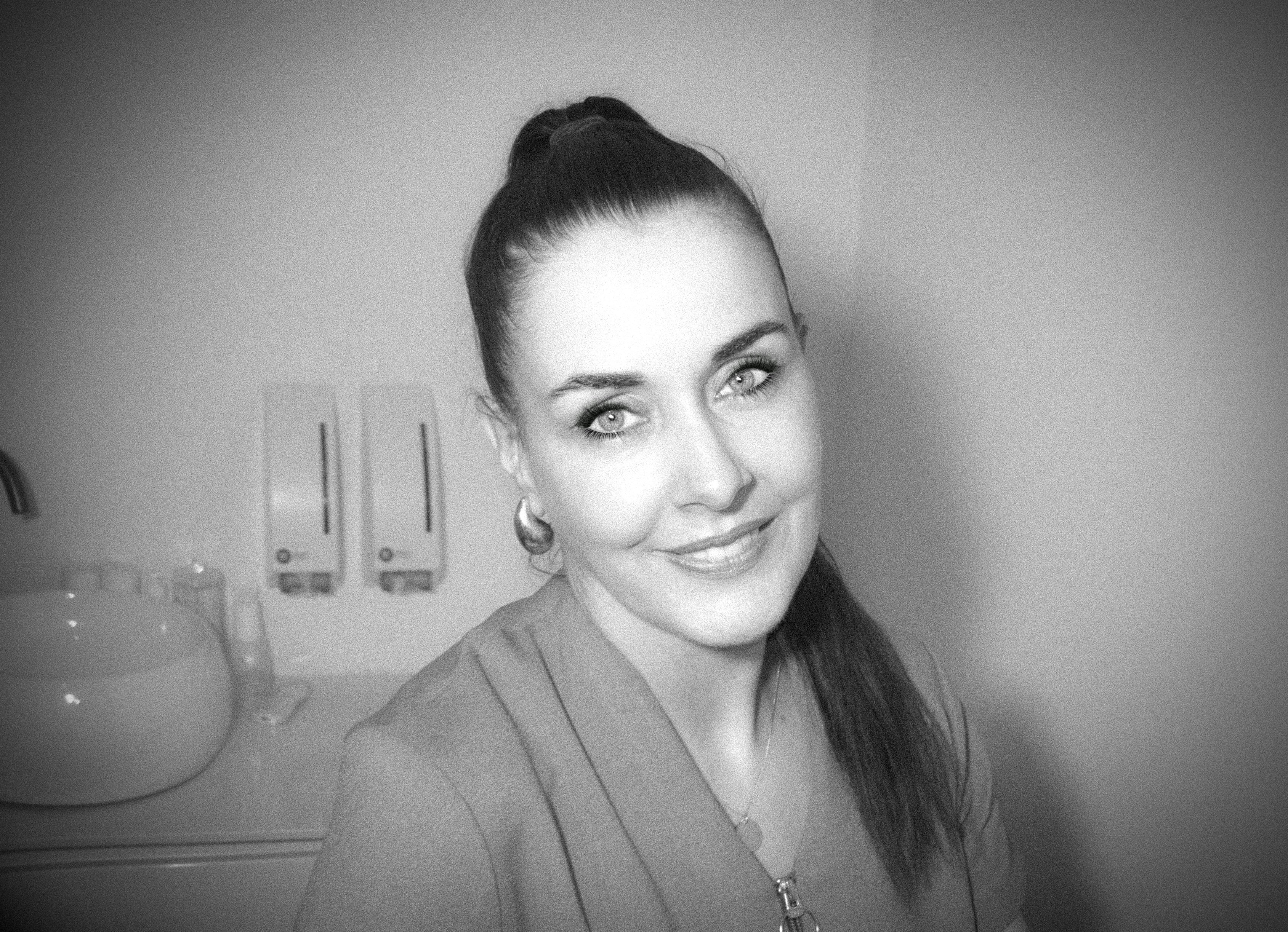 EB4A4AD0-AD64-4548-A7DD-A992995E4EC6